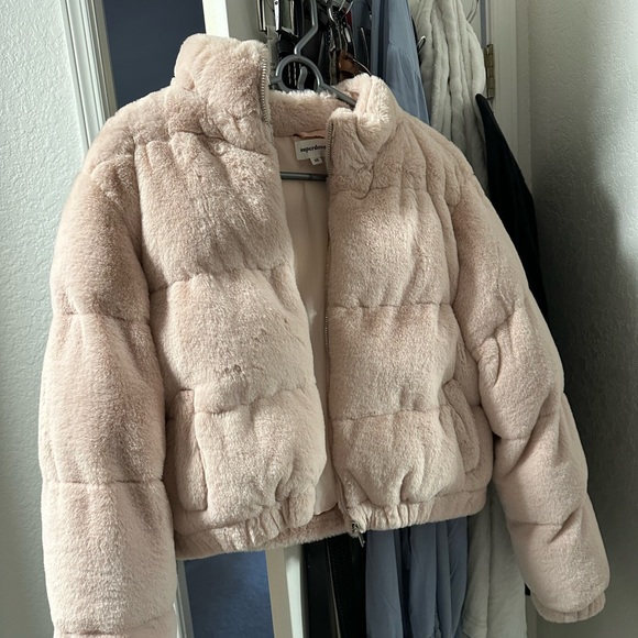Superdown Adalynn Zip Up Puffer - Picture 2 of 2